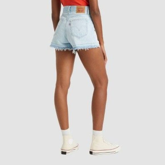Levi's® Women's High-Rise Mom Jean Shorts - No Pressure 24 - Picture 2 of 2